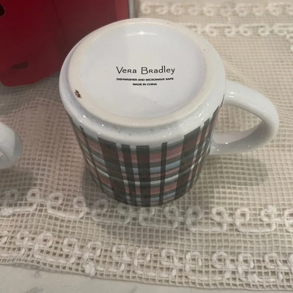 Vera Bradley Stacked Mug Set New in Box - Picture 9 of 13